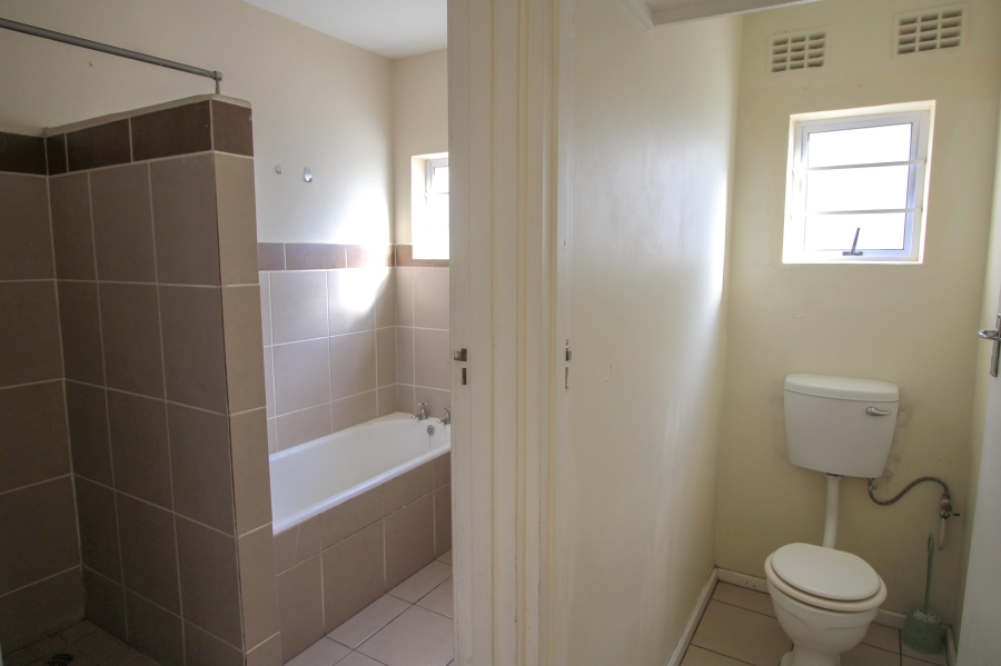 8 Bedroom Property for Sale in Chiselhurst Eastern Cape